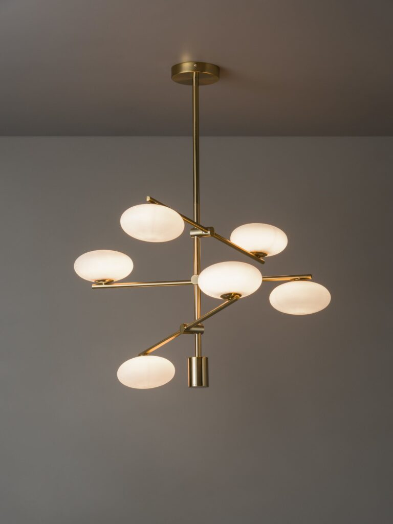 Lighting fixtures