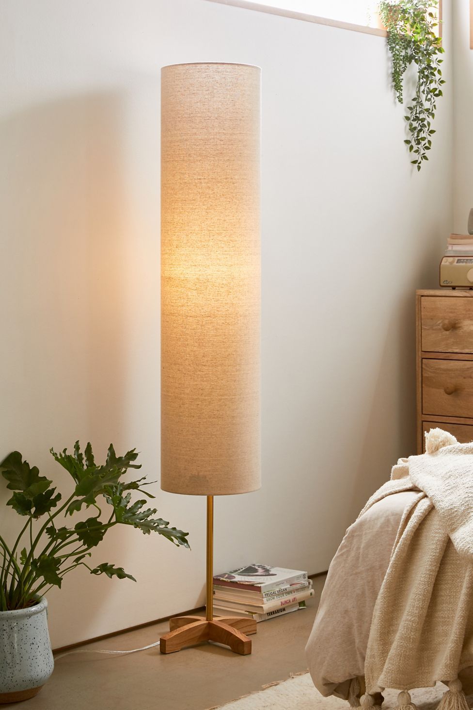 Living room floor lamp Illuminate Your Space with a Stylish Floor Lamp for the Living Room