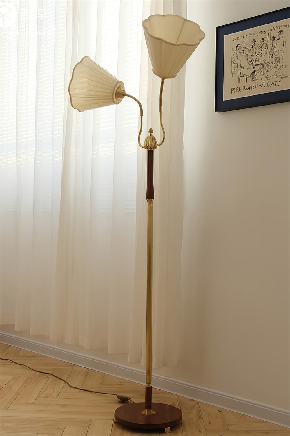 Living room floor lamps Stylish and Functional Lighting Options for Your Home Décor