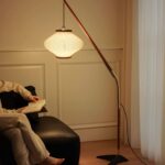 Luxurious floor lamp