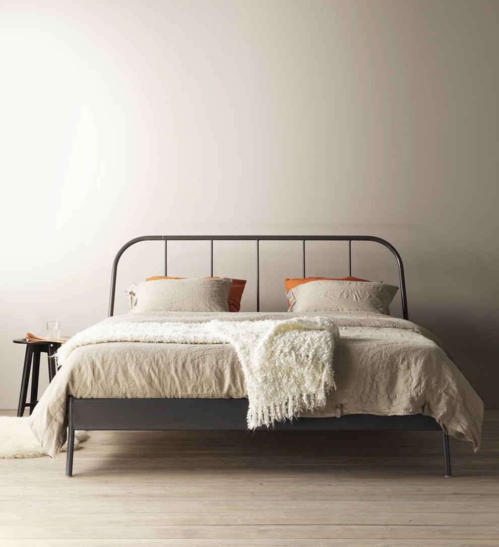 Metal Beds: Timeless Elegance for Your Bedroom