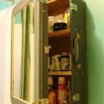 Mirror cabinet