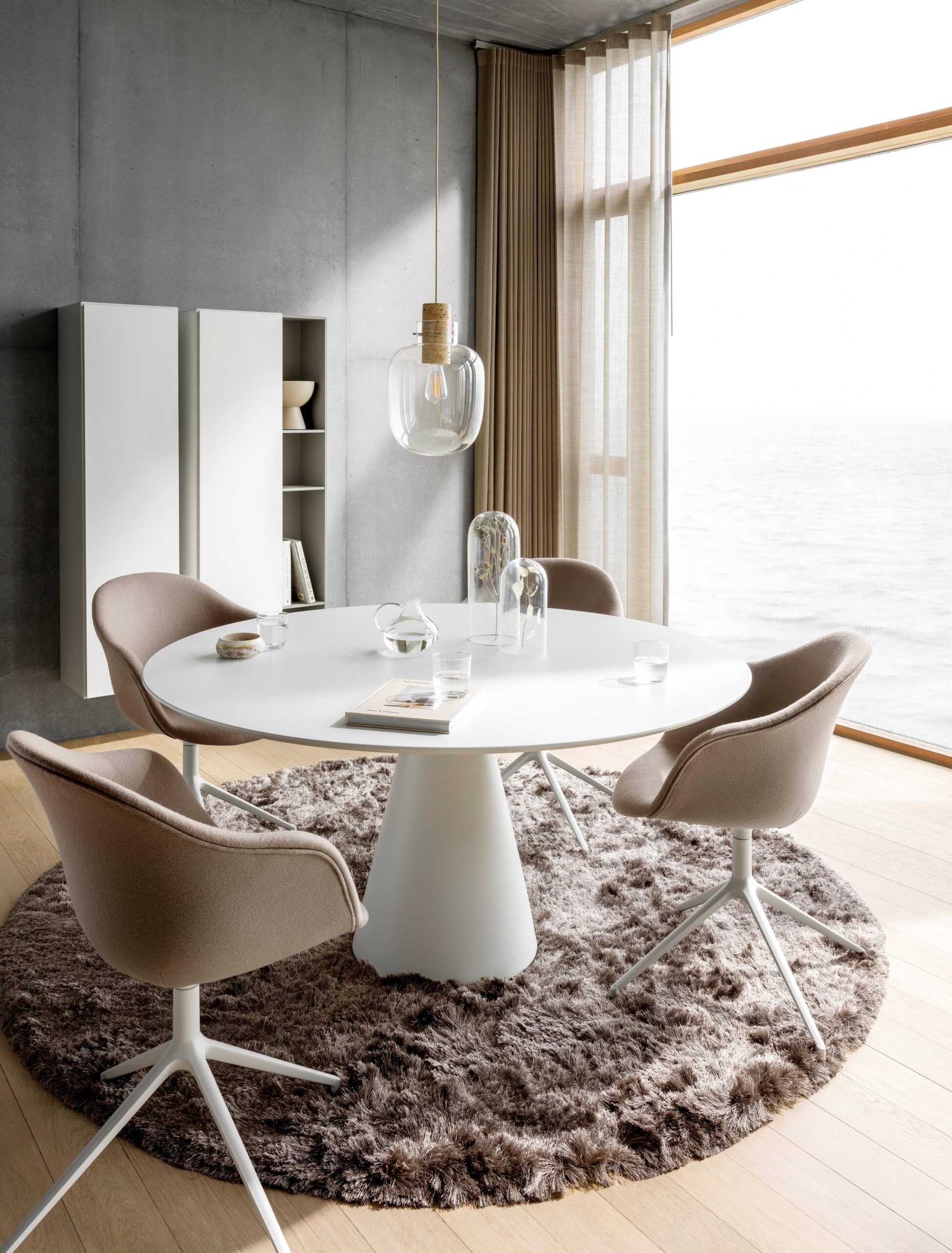 Modern Dining Chairs Elegant Seating Options for Contemporary Dining Rooms