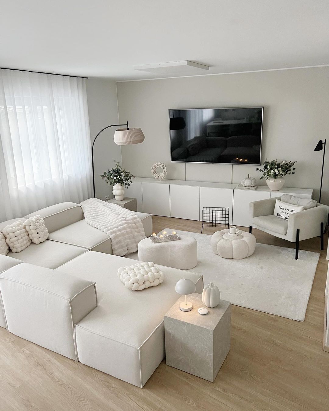 Modern Living Room Furniture Stylish and Functional Furniture for Today’s Living Spaces