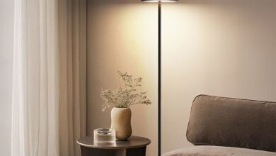 Modern floor lamp