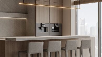 Modern kitchen with bar
