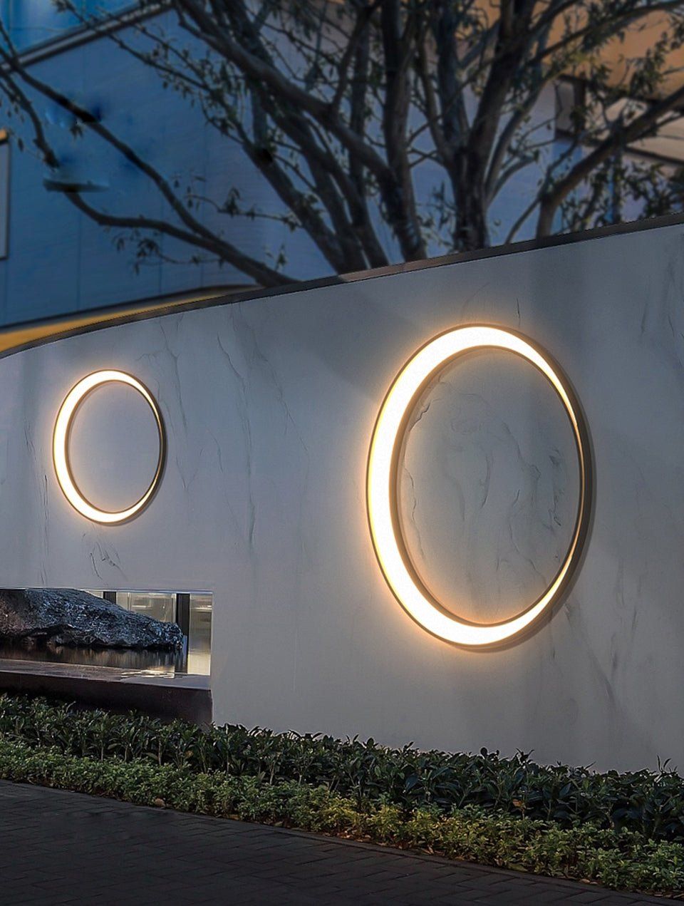 Modern outdoor lighting trends: Upgrade your backyard today with these stylish options