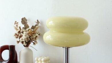 Modern style table lamps