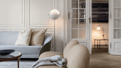 Multi-light floor lamp