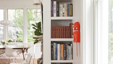 Narrow Bookshelf