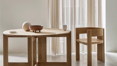 Oak Dining Tables