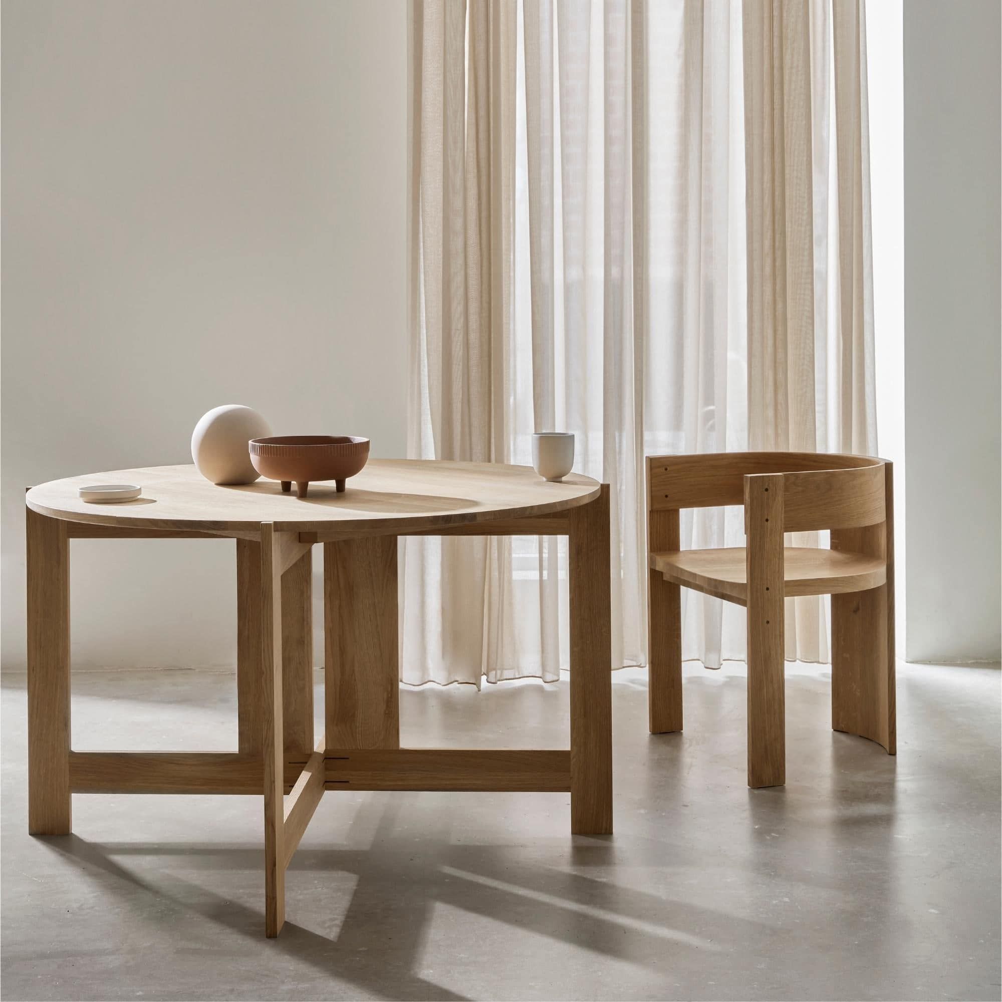 Oak Dining Tables Elegant and Sturdy Dining Furniture for Your Home