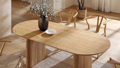 Oak Dining Tables