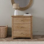 Oak chest of drawers