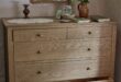 Oak chest of drawers