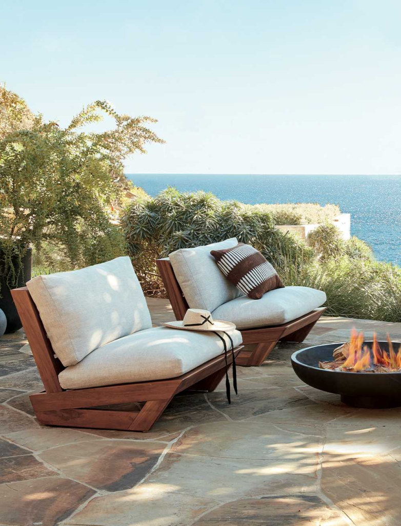 Outdoor Lounge Furniture