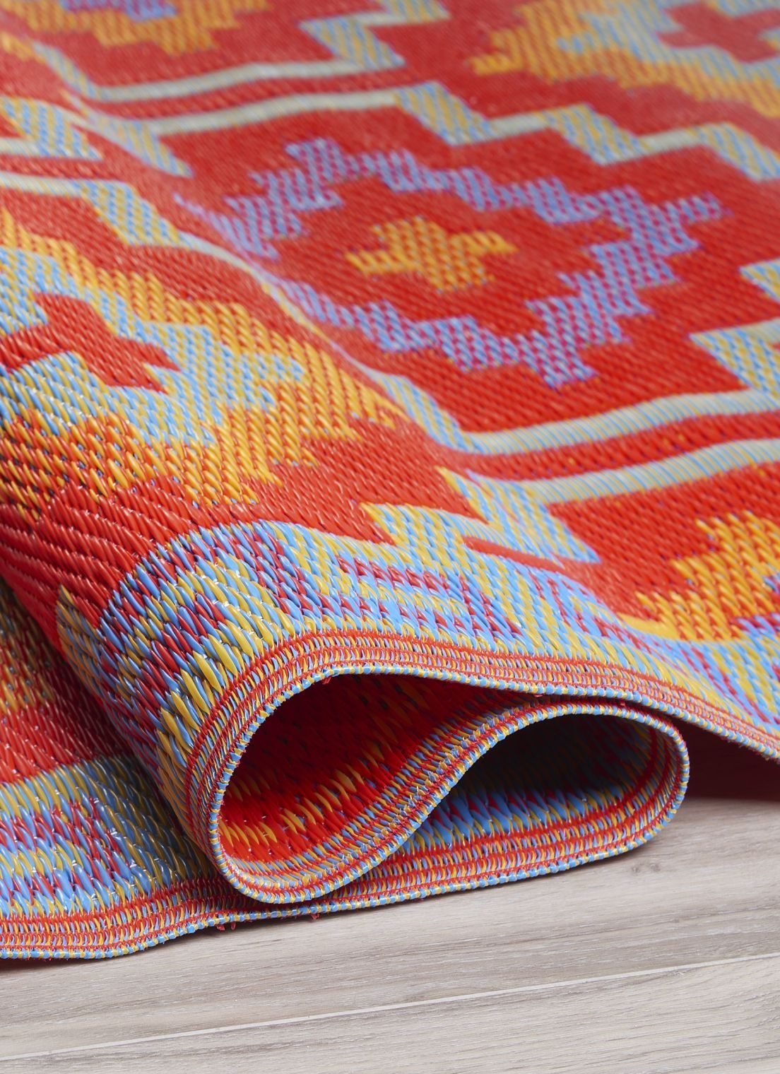 Outdoor Rug Transform Your Outdoor Space with Stylish Flooring Options