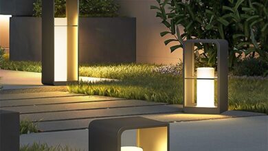 Outdoor garden light