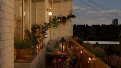 Outdoor lighting for balconies