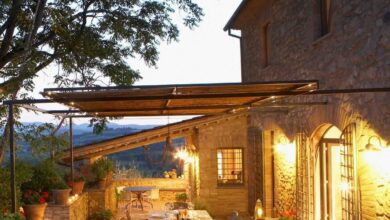 Outdoor security lights