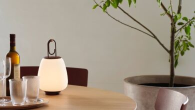 Outdoor table lamps