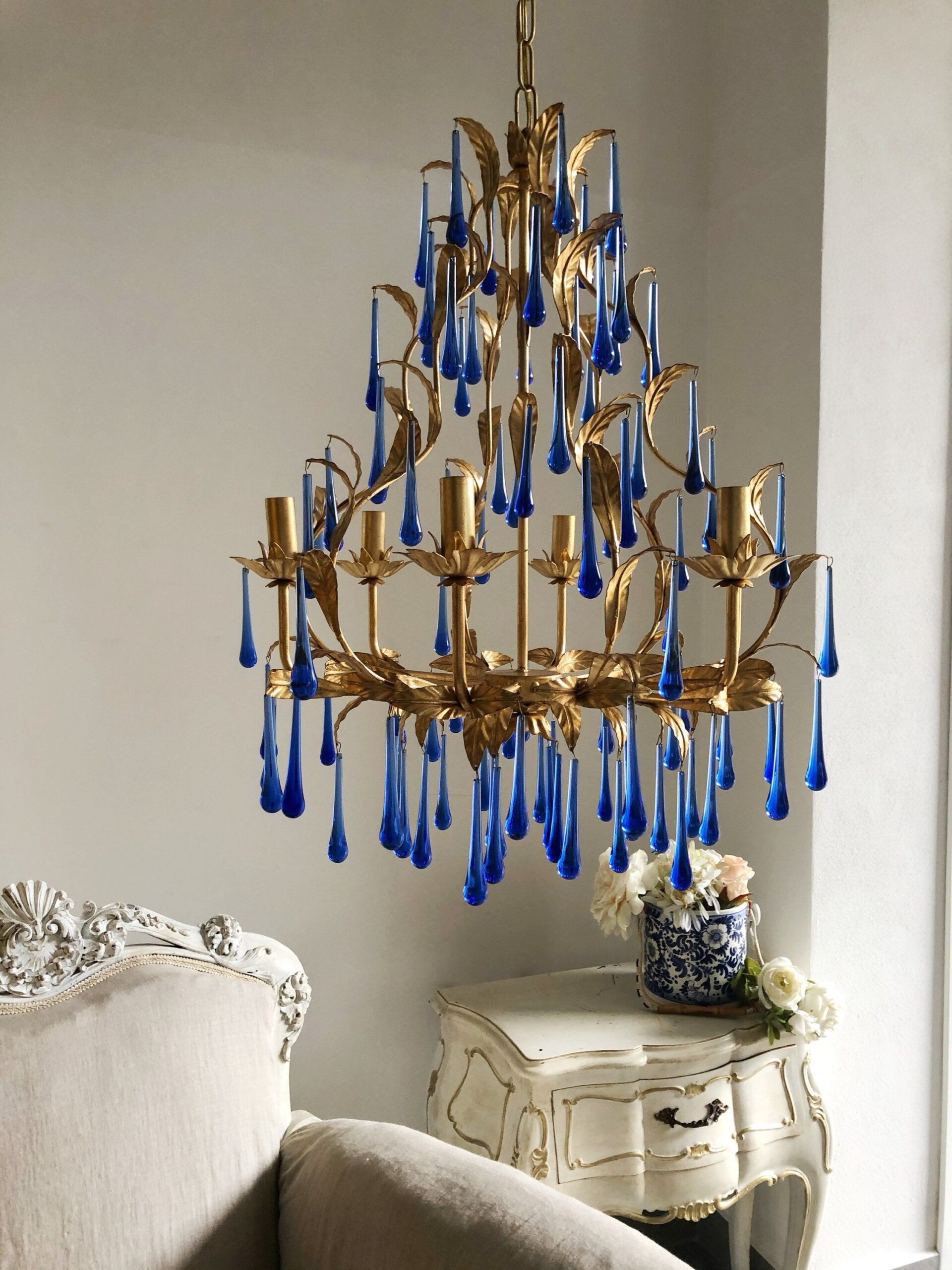 Overall chandelier lighting Beautiful Ways to Illuminate Your Space with Chandeliers