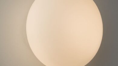 Replacing bathroom wall lamps