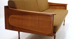 Retro Sofa