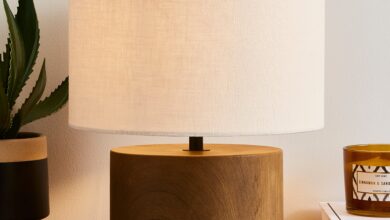 Rustic table lamp