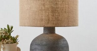 Rustic table lamp