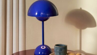 Select lamp stand