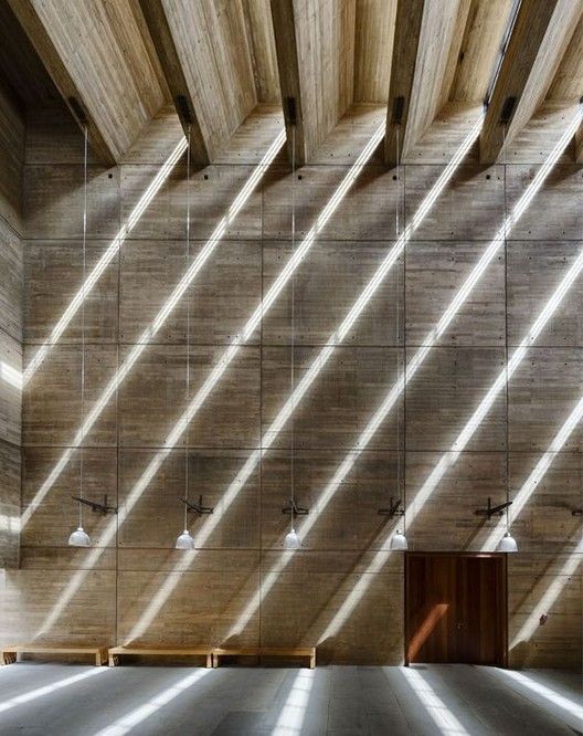 Showcasing the Beauty of Design: The Impact of Architectural Lighting