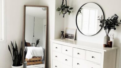 Simple Bedroom Decoration