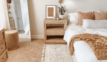 Simple Bedroom Decoration