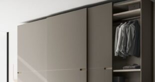 Sliding door wardrobe