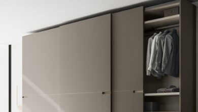 Sliding door wardrobe