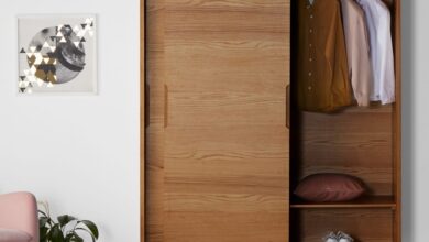 Sliding door wardrobe