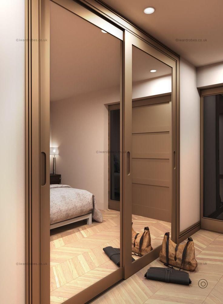 Sliding door wardrobes with mirror – a stylish storage solution