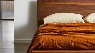 solid wood beds