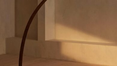 Stand floor lamp