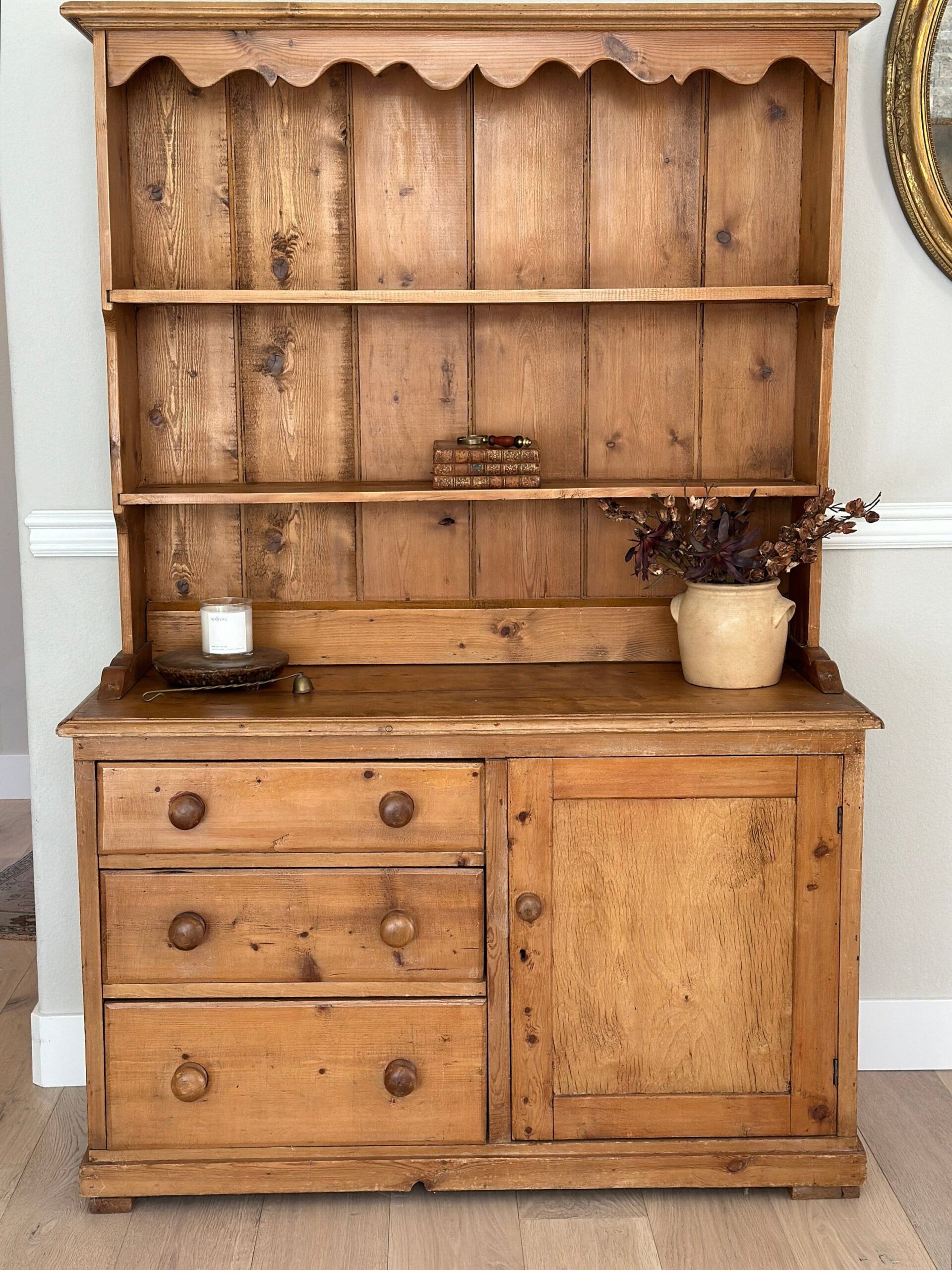 Storage Hutch The Perfect Way to Keep Your Home Organized and Clutter-Free