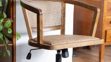 Swivel Office Chair
