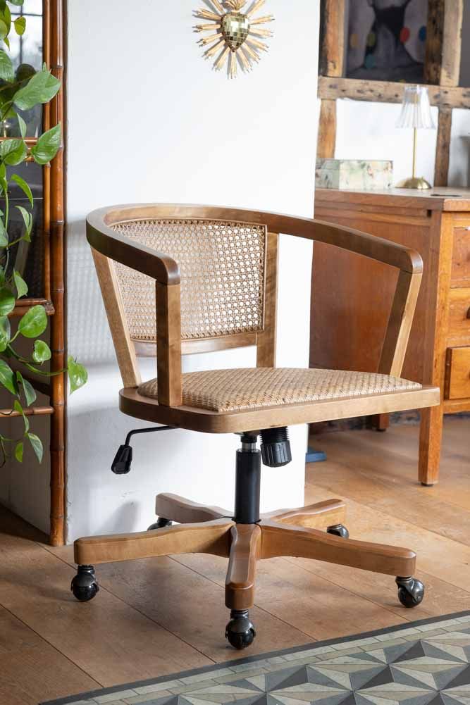 Swivel Office Chair Enhance Your Workspace Comfort and Efficiency with a Comfortable Rotating Seat