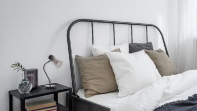 Table lamps in bronze