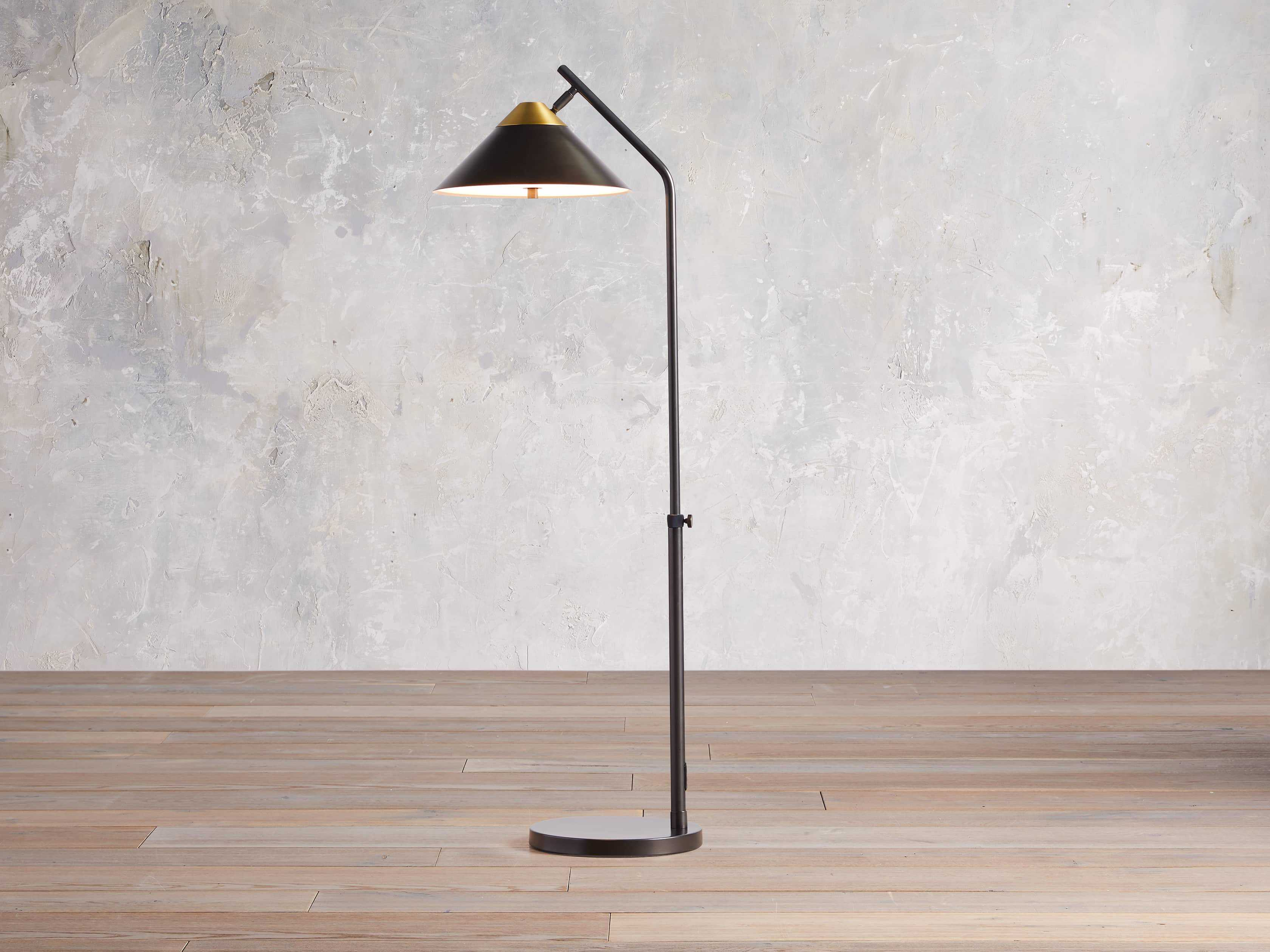 Task floor lamp for reading Enhance your reading experience with a stylish and adjustable floor lamp