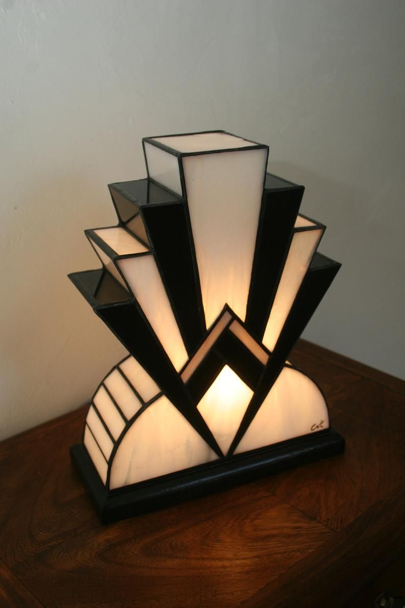 The Timeless Elegance of Art Deco Lamps: A Stylish Addition to Any Home