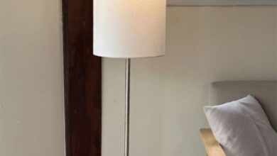 The corner floor lamp