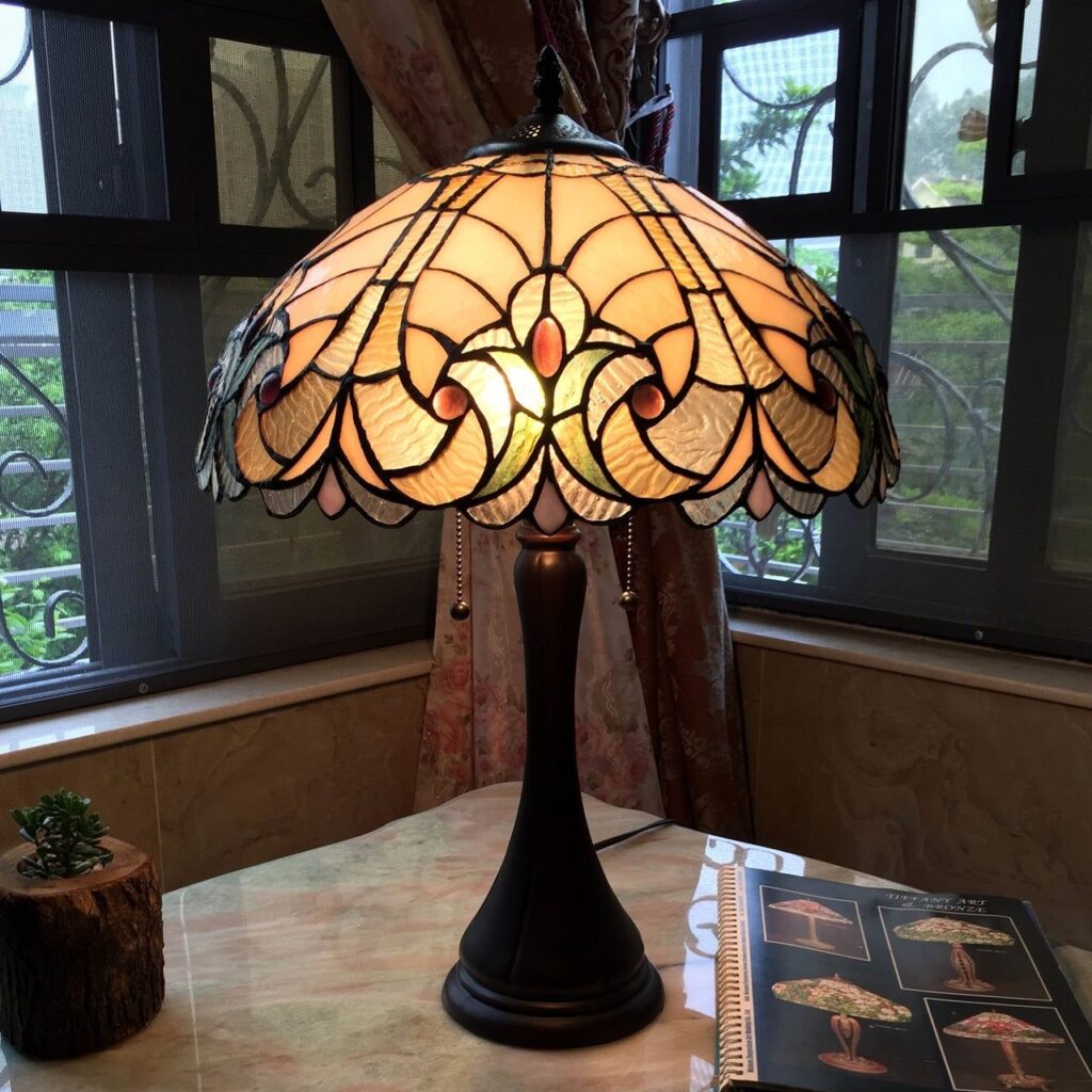 Tiffany table lamp