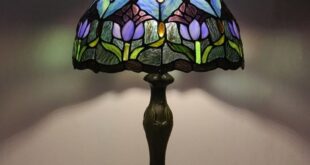 Tiffany table lamp