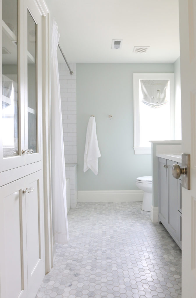 Transform Your Space with Stylish Bathroom Floor Tile Options